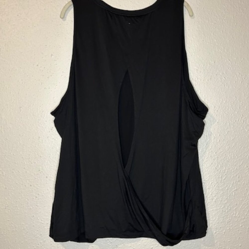 Fabletics Open Back Tank Top Size 4x - image 3